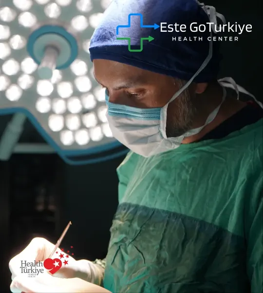 A Turquia possui hospitais equipados com tecnologia avançada e certificados internacionalmente, garantindo padrões elevados de segurança e higiene.