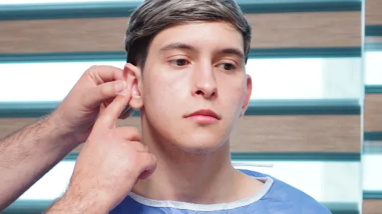 Otoplastia: equilíbrio no contorno das orelhas